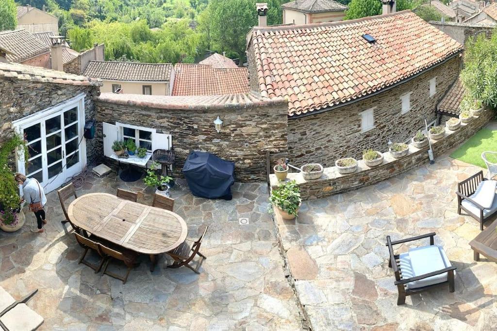Les Terrasses Villa *